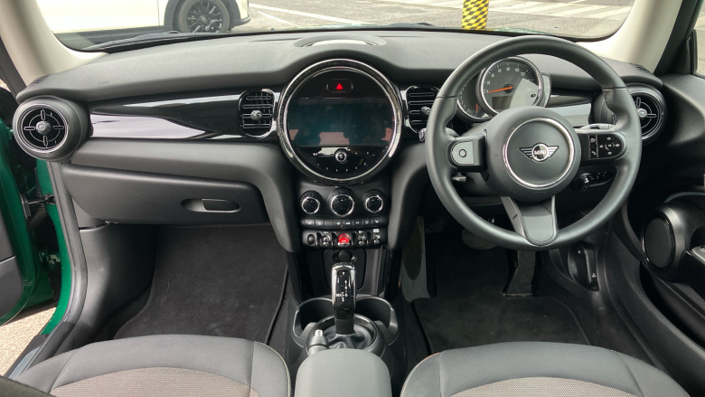 MINI Hatchback 1.5 Cooper Classic 3dr Auto Petrol Hatchback